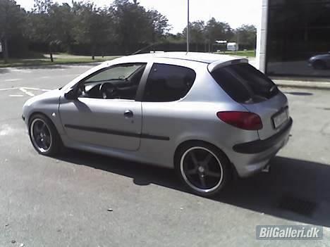 Peugeot 206 xt *solgt* billede 9