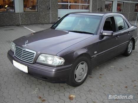 Mercedes Benz C180 Sport billede 5
