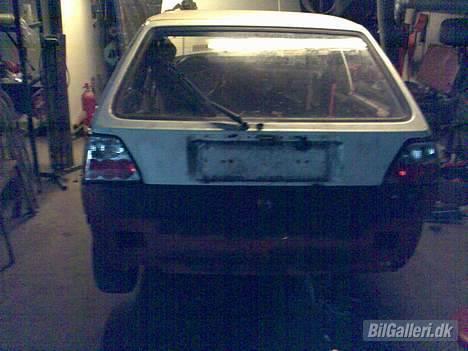 VW golf 2 solgt!!! - lige sat nyt bagpanel på billede 1