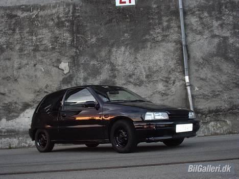 Daihatsu charade SOLGT - ja sådan ser en ny lakeret daihatsu ud billede 11