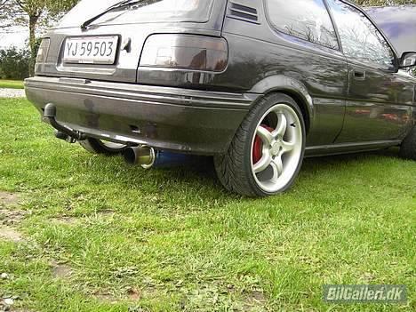 Toyota corolla 1.3i Turbo solgt billede 8