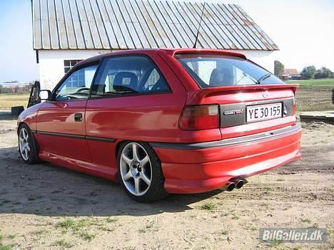 Opel Astra 2,0 GSI 16V solgt billede 6