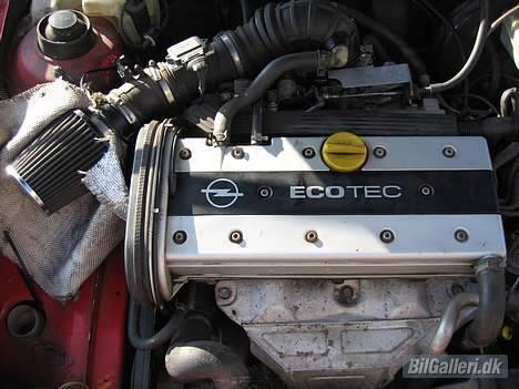 Opel Astra 2,0 GSI 16V solgt billede 8