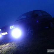 Opel Astra 1,6i (totalskadet)