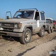 Toyota Landcruiser LJ70TD