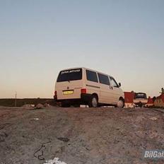 VW Transporter 2,4D