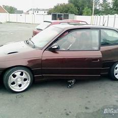 Opel Astra GSI 16v