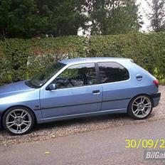 Peugeot 306 1,8 16V SOLGT