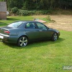 Alfa Romeo 156