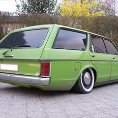 Ford Granada LOWRIDER