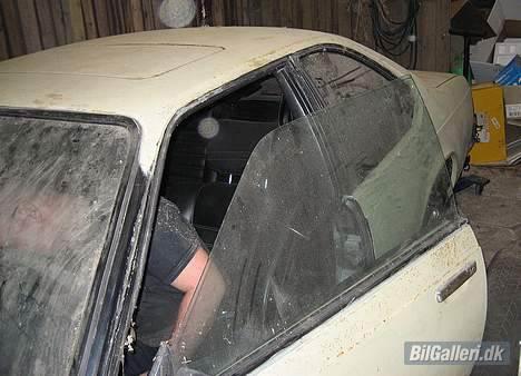 BMW 633 CSI - E24 *SKROTTET* - Host.. host...  billede 3