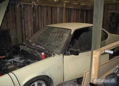 BMW 633 CSI - E24 *SKROTTET* billede 4