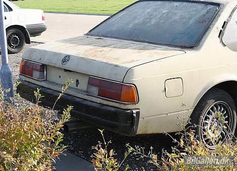 BMW 633 CSI - E24 *SKROTTET* billede 13