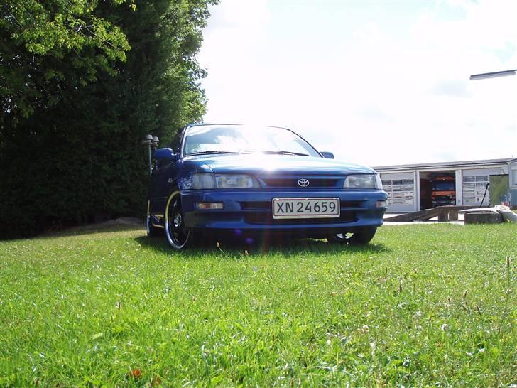 Toyota Corolla E10 - død billede 2