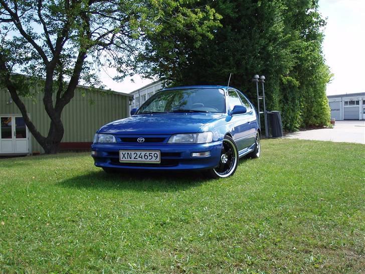 Toyota Corolla E10 - død billede 5