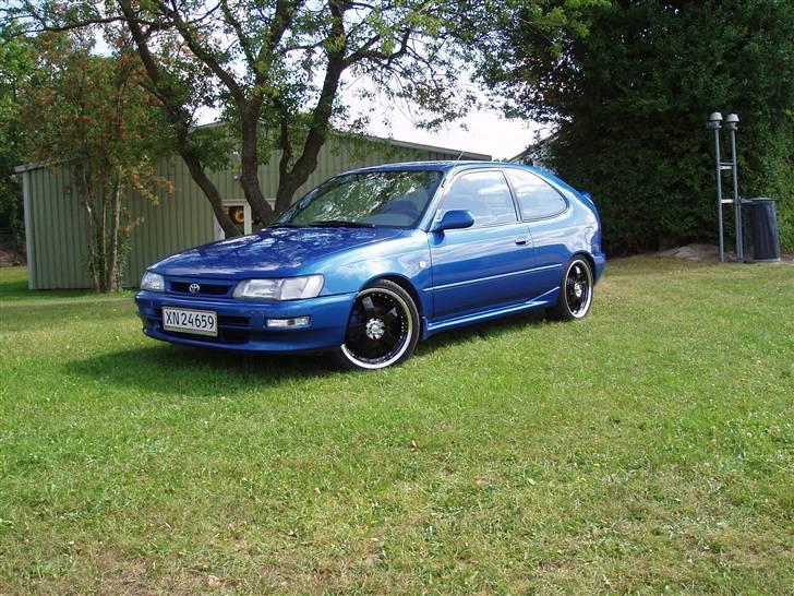 Toyota Corolla E10 - død billede 6