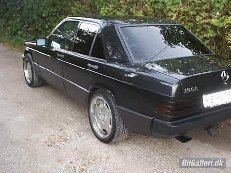 Mercedes Benz 190E W201 Byttet billede 3