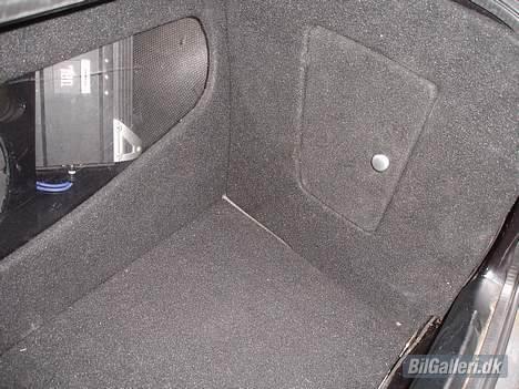 VW Vento SOLGT billede 8