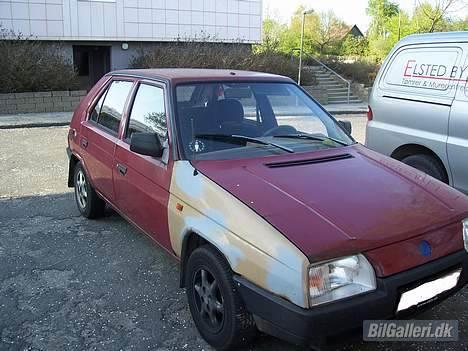 Skoda favorit 135 LX *Solgt* - siden skal lige males også er den god. billede 5