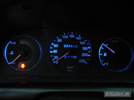 Toyota Corolla (Total skadet) billede 7