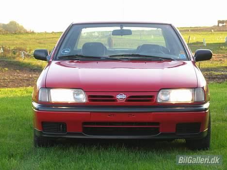 Nissan primera 2.0 slx(totalska) billede 3