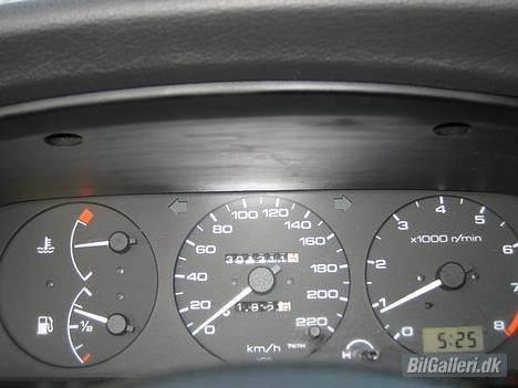 Nissan primera 2.0 slx(totalska) billede 7