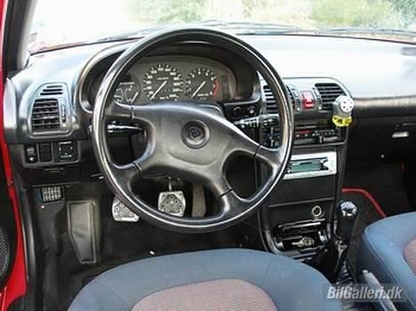 Mazda MX-3 (Solgt) billede 8