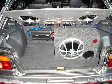 Toyota Corolla XLi SOLGT!! billede 15