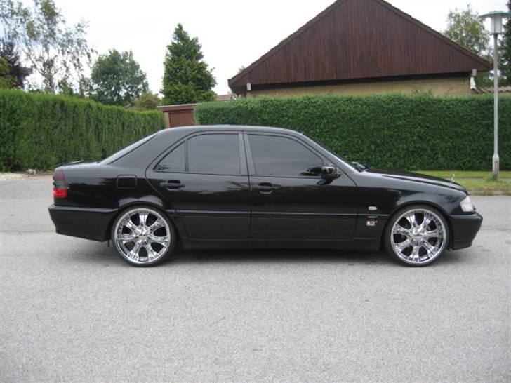 Mercedes Benz C220 CDI Sport - Ja de forreste ruder er panserne ikke særlig glade for....:-) billede 12