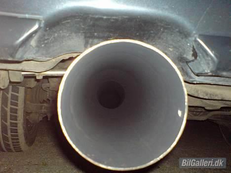 Subaru Legacy 2.0 Turbo billede 8