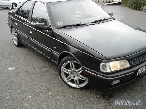 Peugeot 405 mi16 billede 1