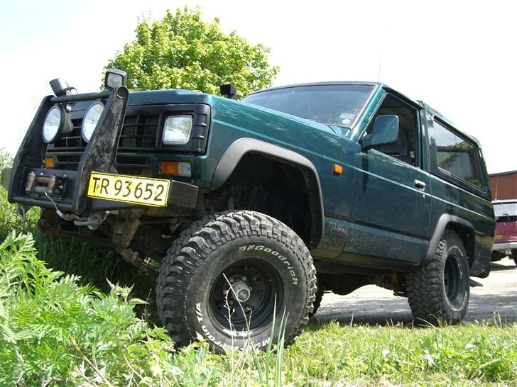 Nissan patrol  1985 solgt - så er kofangeren og 33"erne komet på igen.. billede 1