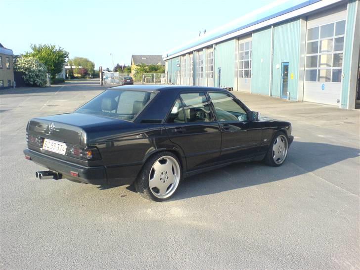 Mercedes Benz 190 billede 2