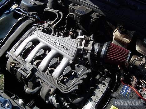 Fiat Marea - Motorrummet efter lidt rengøring, dog lidt vej endnu billede 11