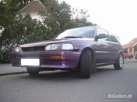 Toyota Corolla 1.3 #TOTALSKADET# - Billedet siger alt billede 3