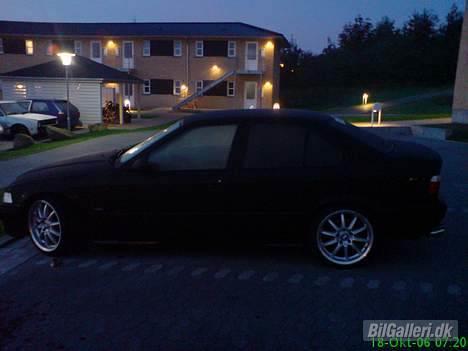 BMW 320i e36 ( SOLGT) billede 9