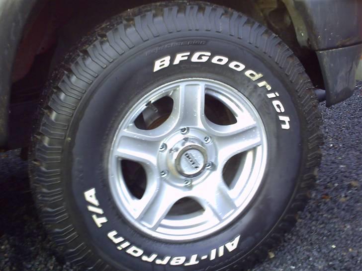 Toyota Hilux 4x4 billede 4