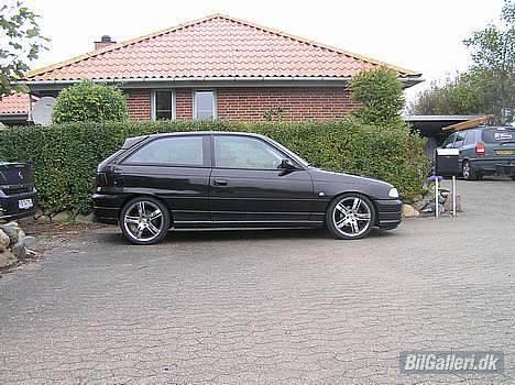 Opel Astra F *GSI* billede 1