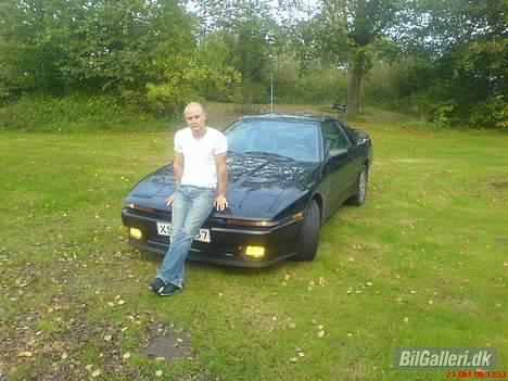 Toyota supra mk3 SOLGT - tjoh... den overordentligt glade ejer jo=) billede 7