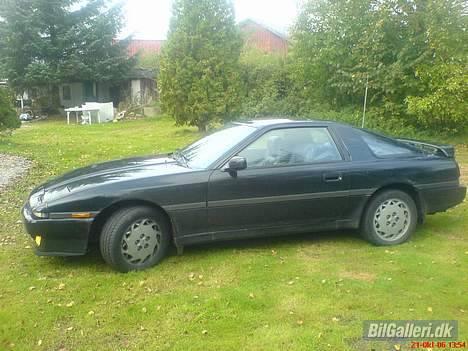 Toyota supra mk3 SOLGT - den fine side... dog sku jeg måske ha vasket bilen... men det gør jeg når vejret li gir mig en chance og så kommer der er par nye billeder...=) billede 16