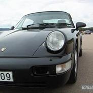 Porsche 911 Carrera 2 (964)