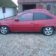 Opel kadett gsi  r.i.p