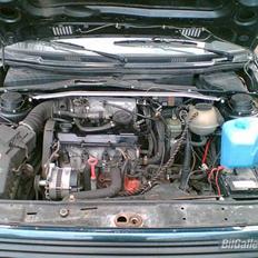 VW Golf 2 GTI 1.8 8v (SOLGT)