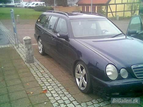 Mercedes Benz 320 cdi  billede 1