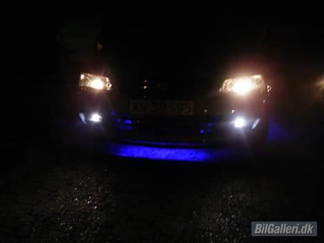 Fiat Multi "Medie" pla "Solgt" - Så fik jeg endelig tågelygter isat, ser nu godt ud sammen med neon. billede 9