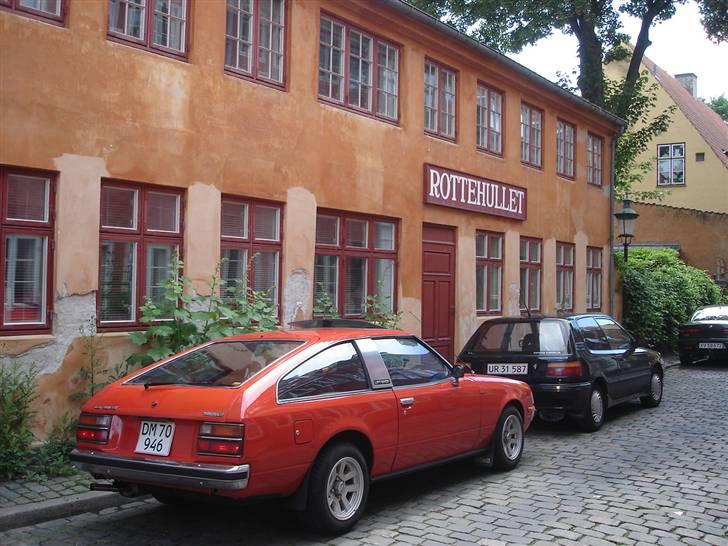 Toyota Celica XT 2000 *solgt* - En tur i københavn. Biledet er taget på Amagergade. billede 14