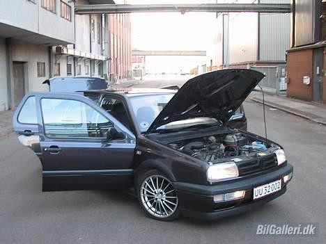 VW Vento 1,8 GL SOLGT billede 8