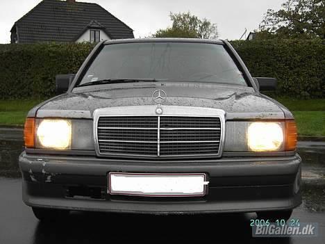 Mercedes Benz 190E 2.0L  " SOLGT "  billede 1