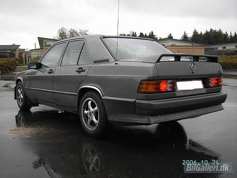 Mercedes Benz 190E 2.0L  " SOLGT "  billede 5
