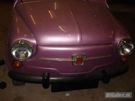 Seat 600 - fronten, med den ændrede grill! det er jo en seat 600 på licens billede 2